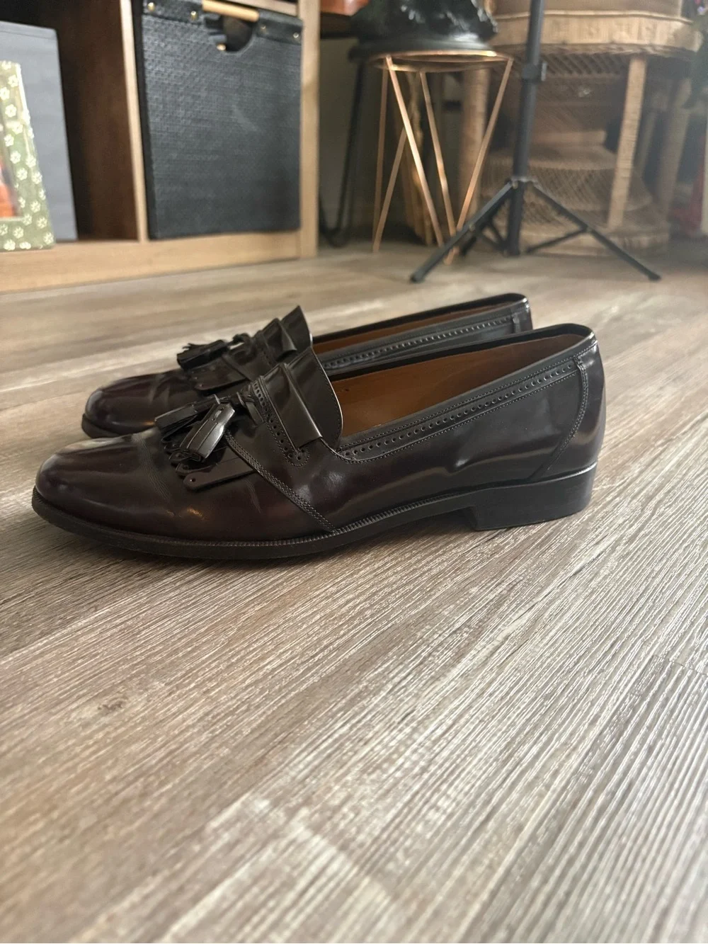 Bally refined tassel